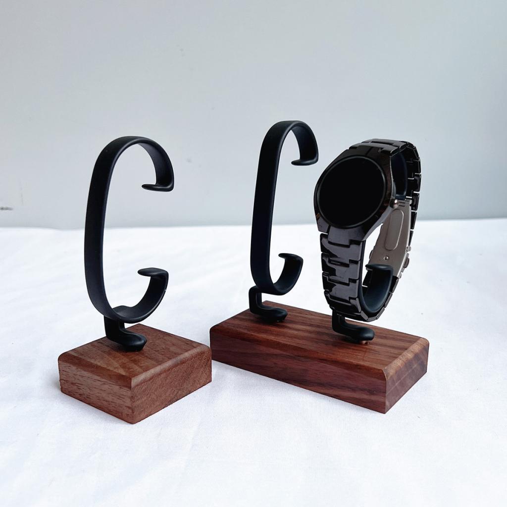 C Shaped Watch Display Stand S - Jewelry And Watches Inc ulasan dan harga