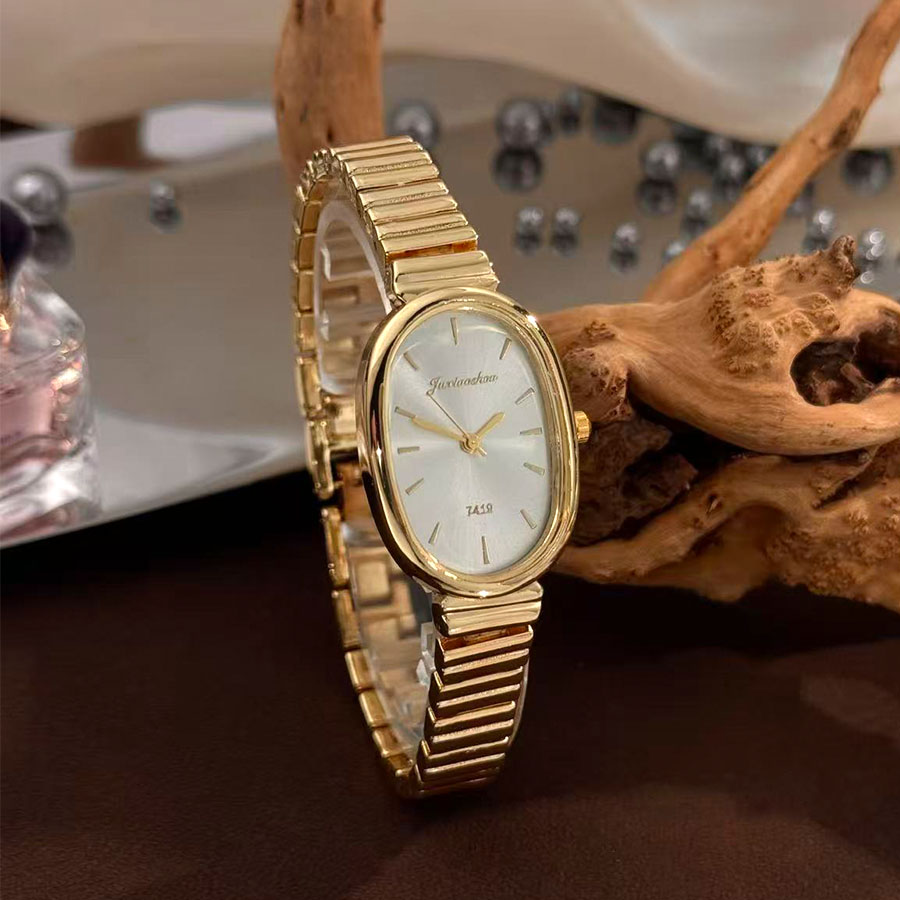 New Golden Retro Fashion Ladie - High Jewelry Watches ulasan dan harga